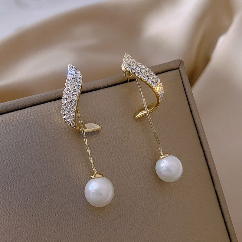 Boucles d'oreilles pendantes en argent 925 avec perles et zircons
