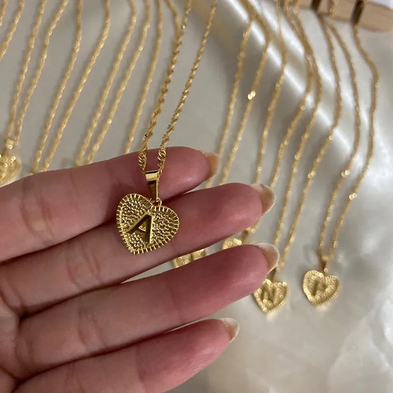 "Sunrise Love" Halskette mit 18 Karat vergoldeten Initialen